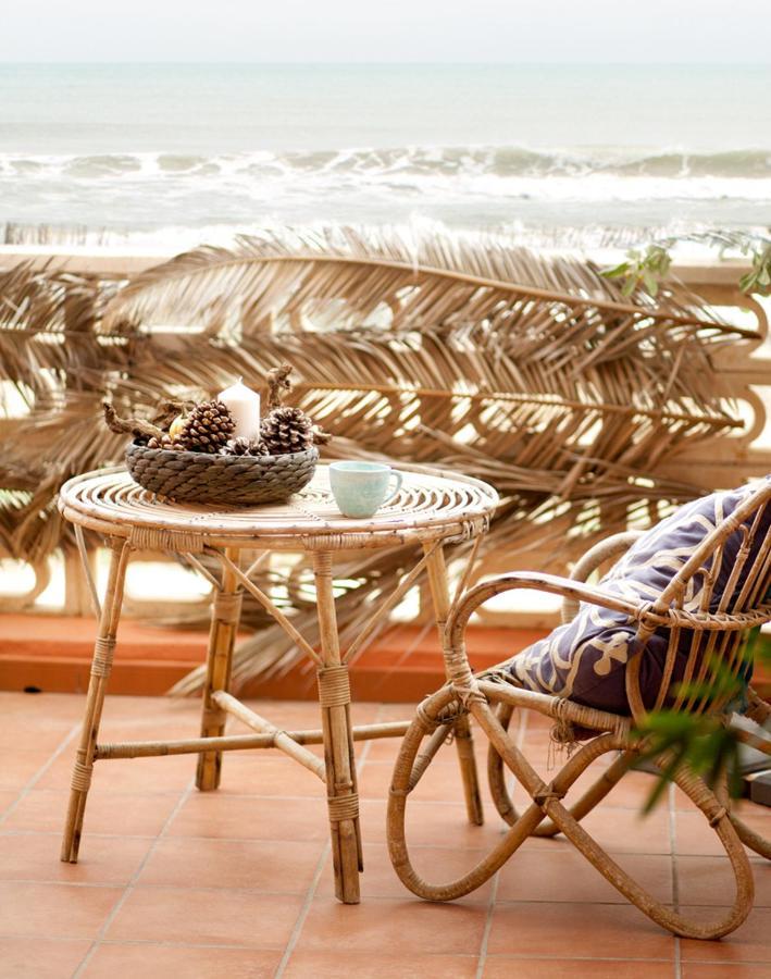 Beachfront House, Valencia, Wifi, Paddle Surf Board, Incredible Views Sueca Kültér fotó